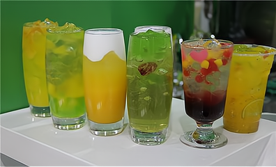 PLAYWORLD轻饮品:用产品和服务打动餐饮美食消费者